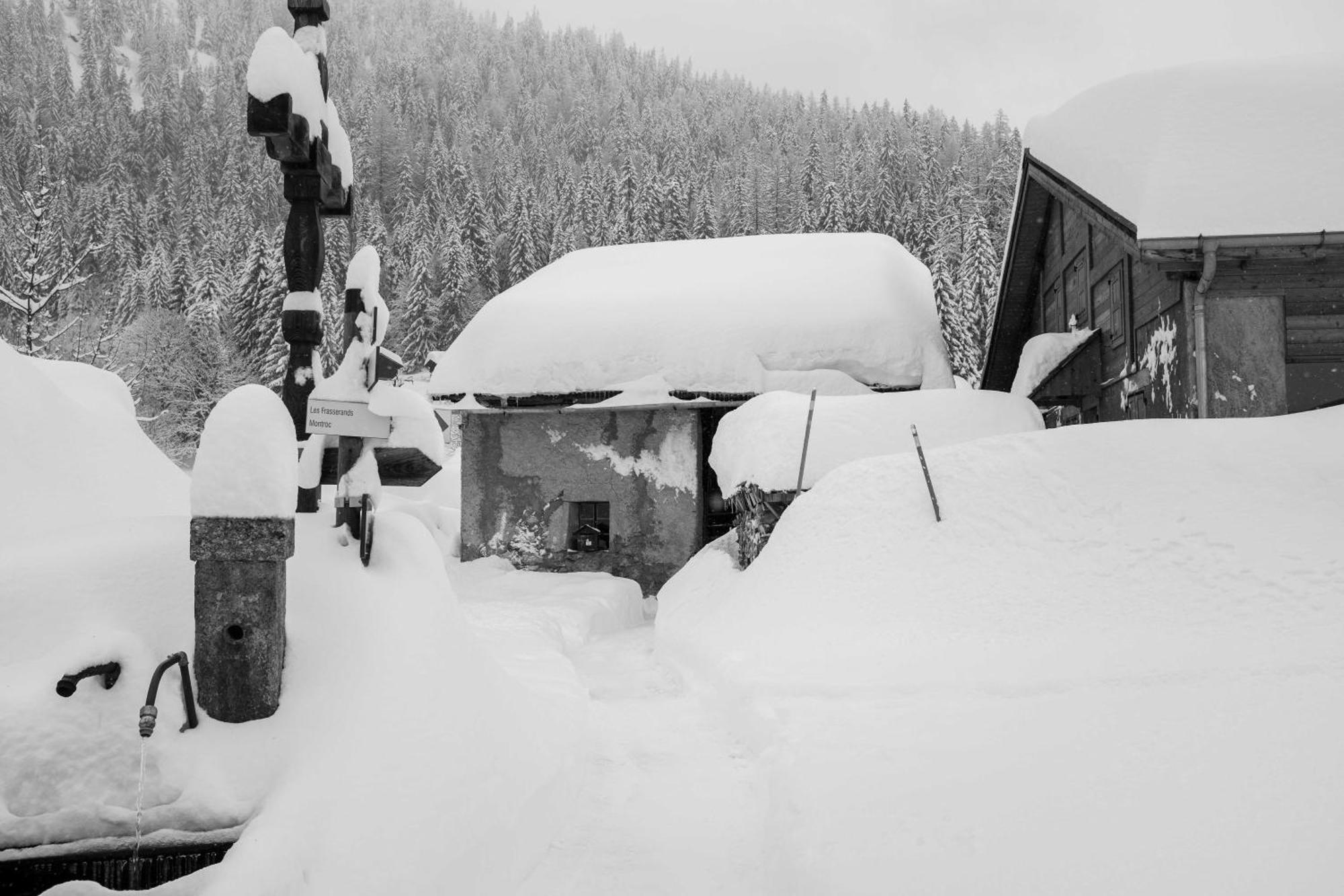 Refuge Margot Bed & Breakfast Chamonix Bagian luar foto